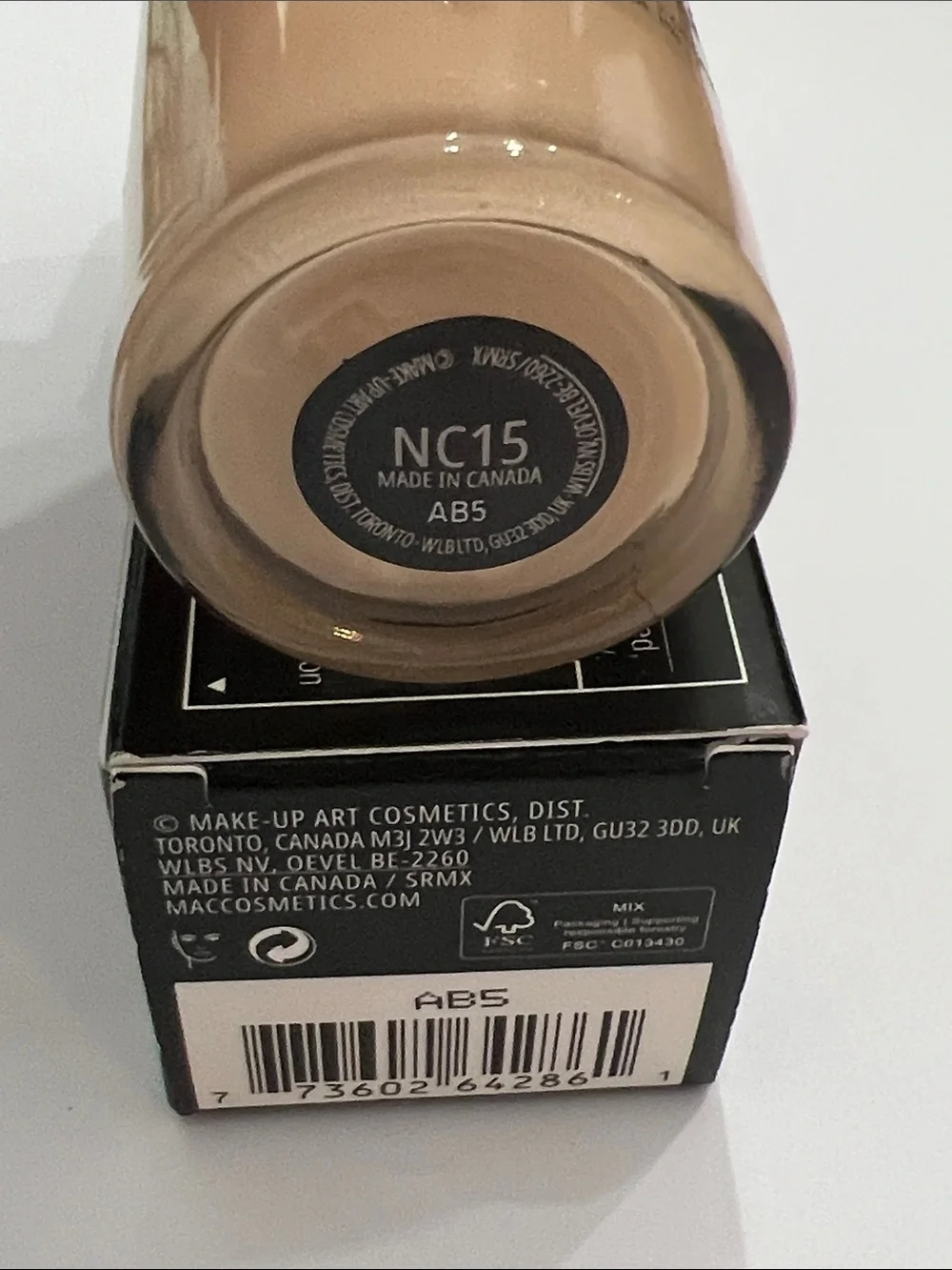 MAC - Studio Fix - Fluid Broad Spectrum SPF 15 - NC15